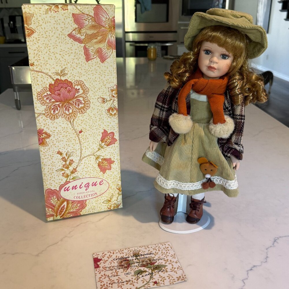 UniQue Brand Porcelain Doll - "Cindy" - New